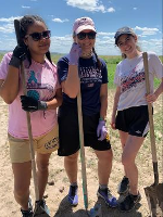 Girls with shovels